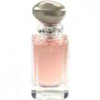 Laura Mercier Eau de Lune, Confidence Booster Laura Mercier Perfume with Mandarin orange Fragrance of The Year
