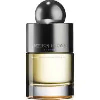 Molton Brown Mesmerising Oudh Accord & Gold, Luxurious Molton Brown Perfume with Cinnamon leaf Fragrance of The Year